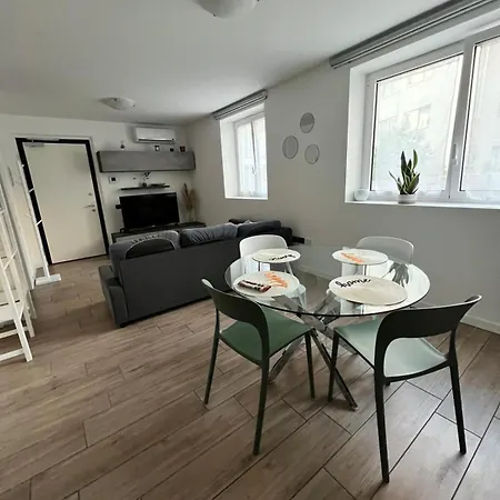 Apartmán Tancredi Charme - Private Garage Terst