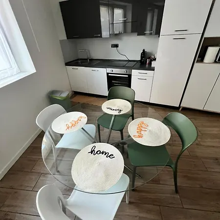 Tancredi Charme - Private Garage Apartmán Terst